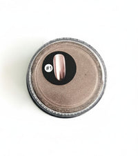 Polvo de uñas cromado
